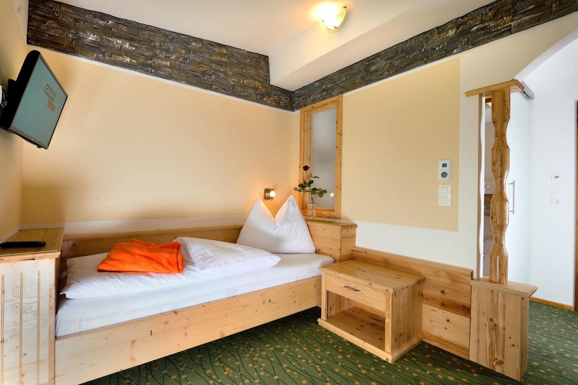 Lorenzer Schlafstubn Sankt Lorenzen im Murztal Exterior foto